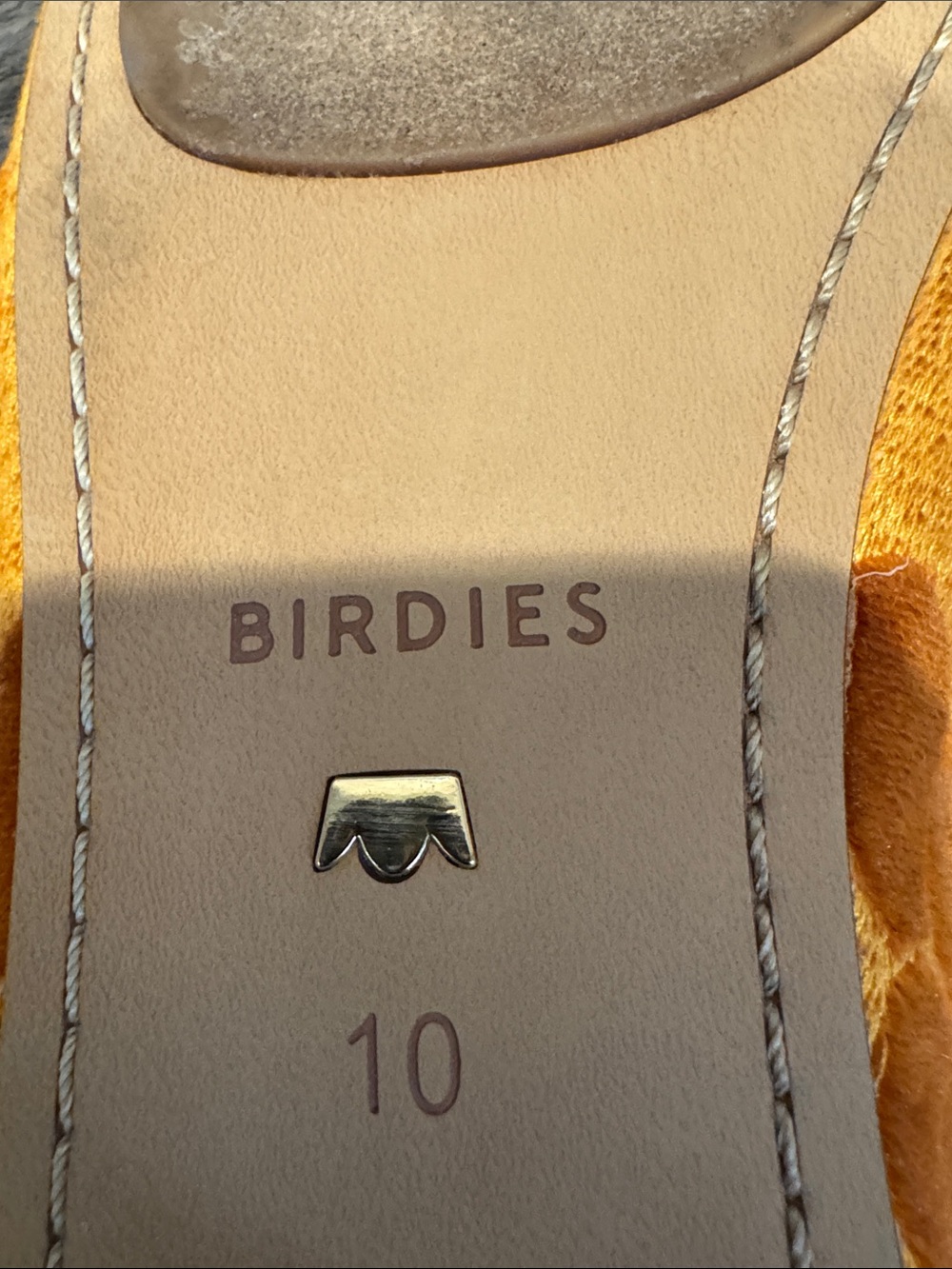 PRICE FIRM Birdies Velvet Pointed-Toe Flats in Mustard/Golden Orange Size 10 - Picture 4 of 10